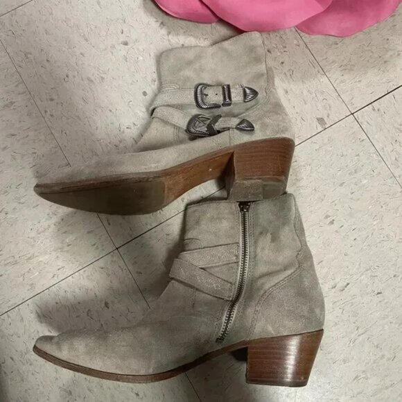 FRYE Ellen‎ Suede Buckle Short Ankle Bootie in Ash Cowboycore - Picture 3 of 10
